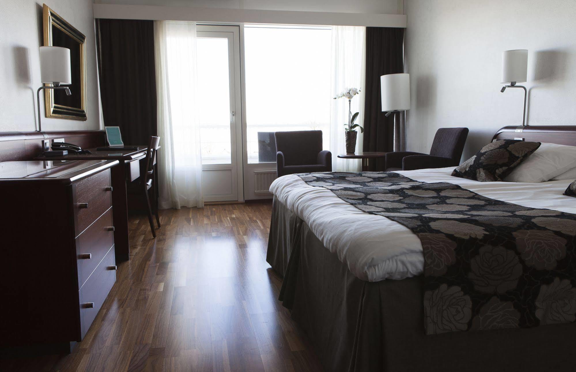 Hotel Arkipelag Мариехамн Екстериор снимка